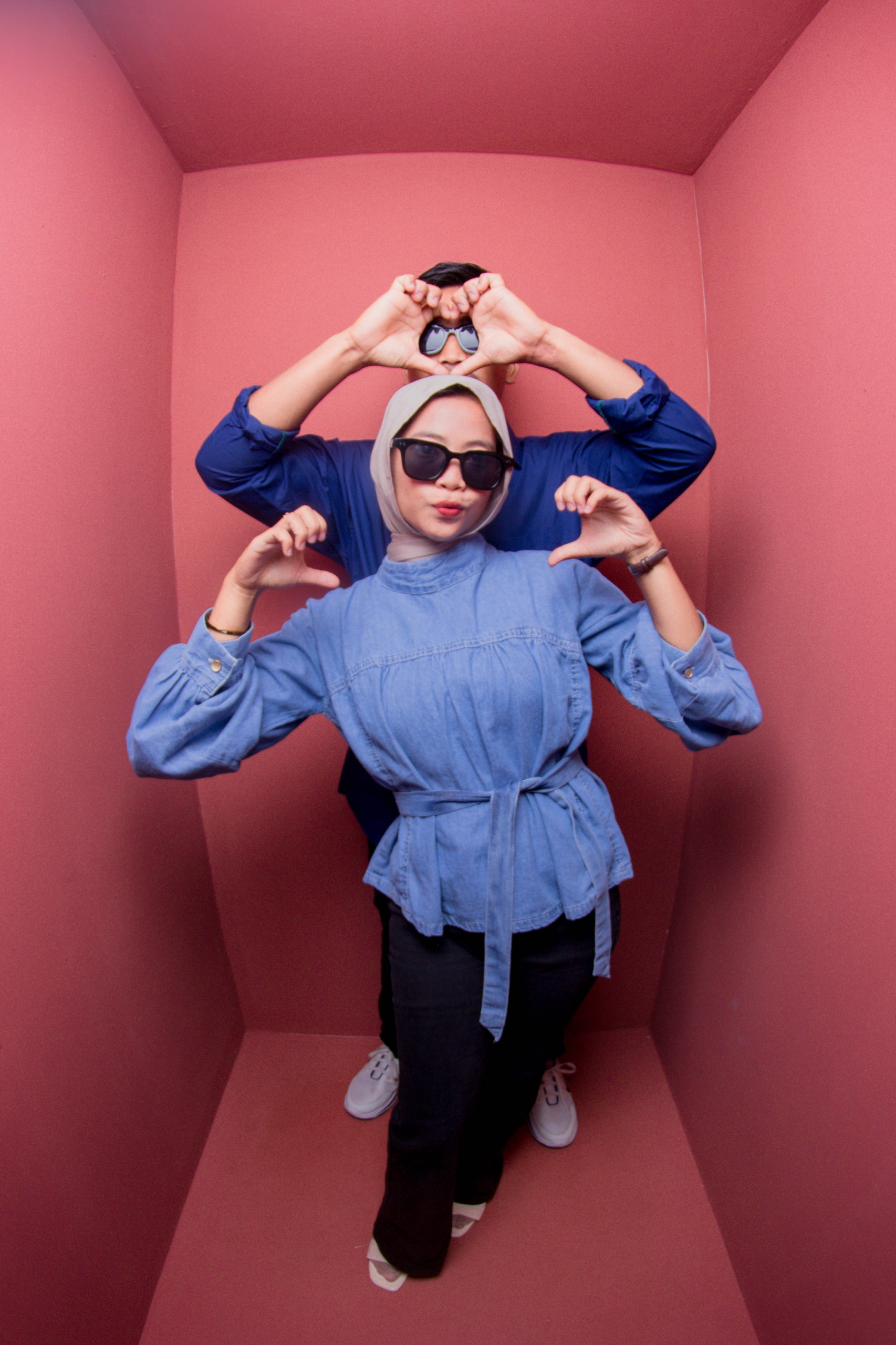 Self photo booth pose 4